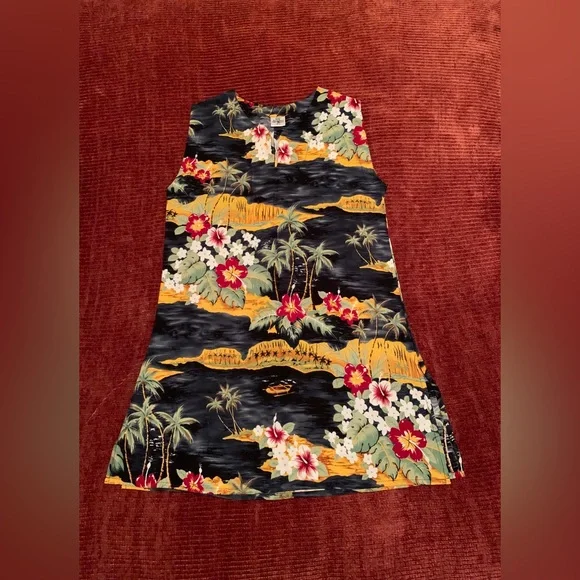 Hawaiian Swimsuit Coverup (NWOT) - Picture 1 of 5